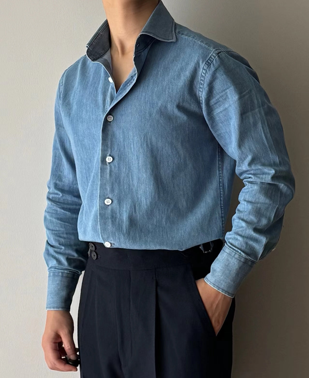 百搭復古淺藍水洗牛仔溫莎領襯衫
