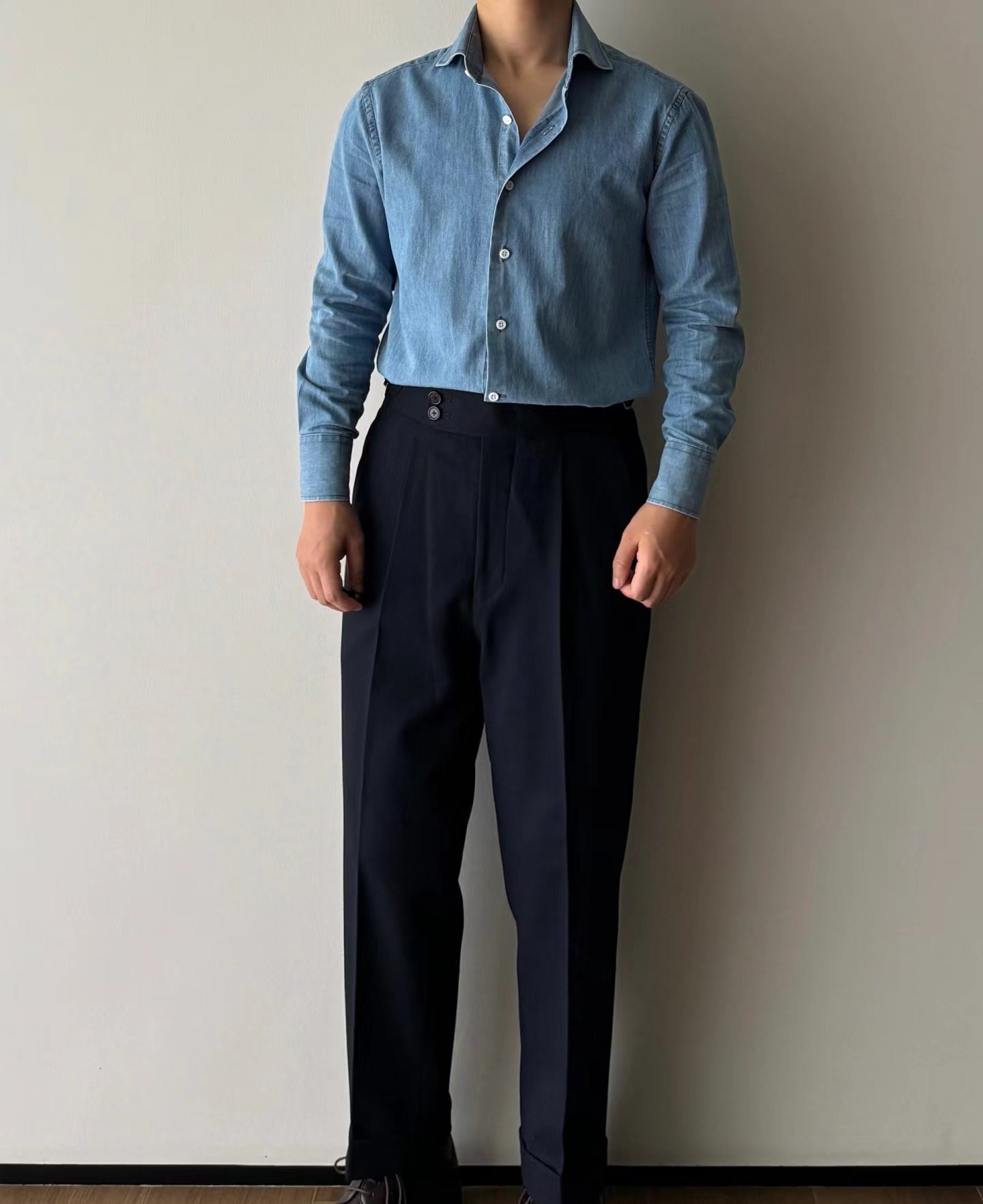 百搭復古淺藍水洗牛仔溫莎領襯衫